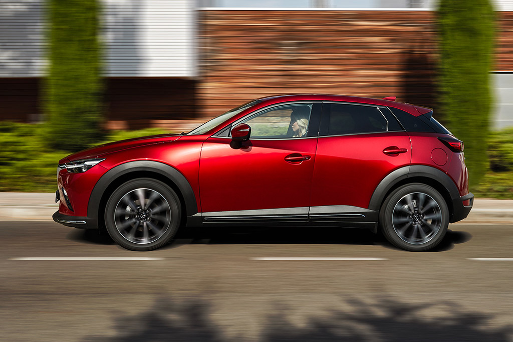 Mazda CX-3, Seitenansicht