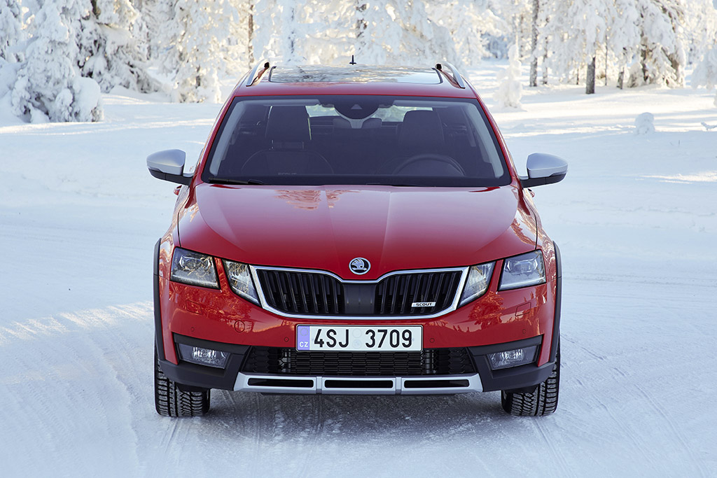 Skoda Octavia Combi, Front