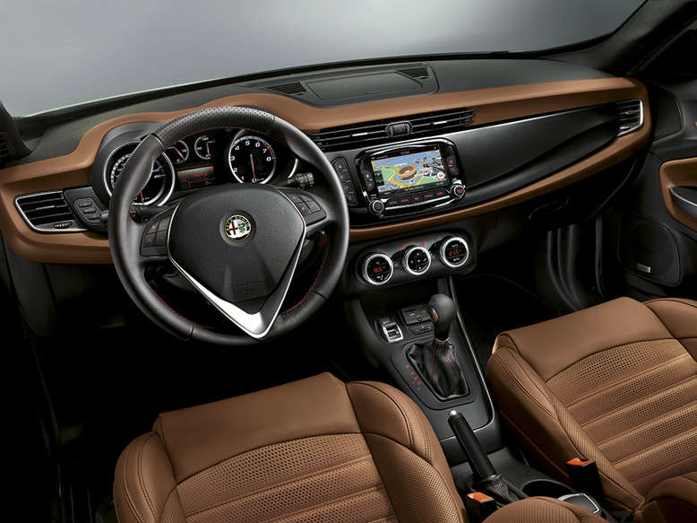 Alfa Romeo Giulietta, 2013, Innenansicht, Cockpit, Foto: Alfa Romeo