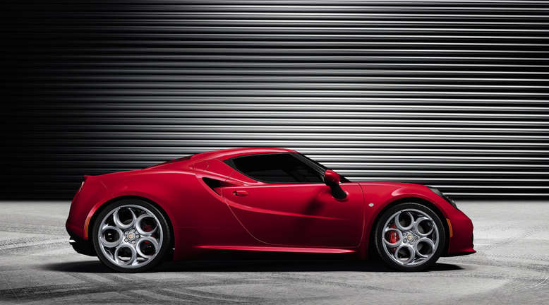 Alfa Romeo 4C, Seitenansicht, 2013, Foto: Alfa Romeo